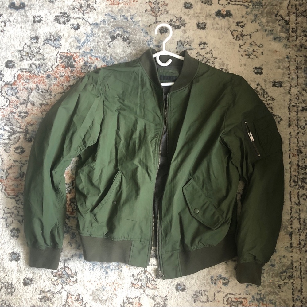 Uniqlo bomber jacket